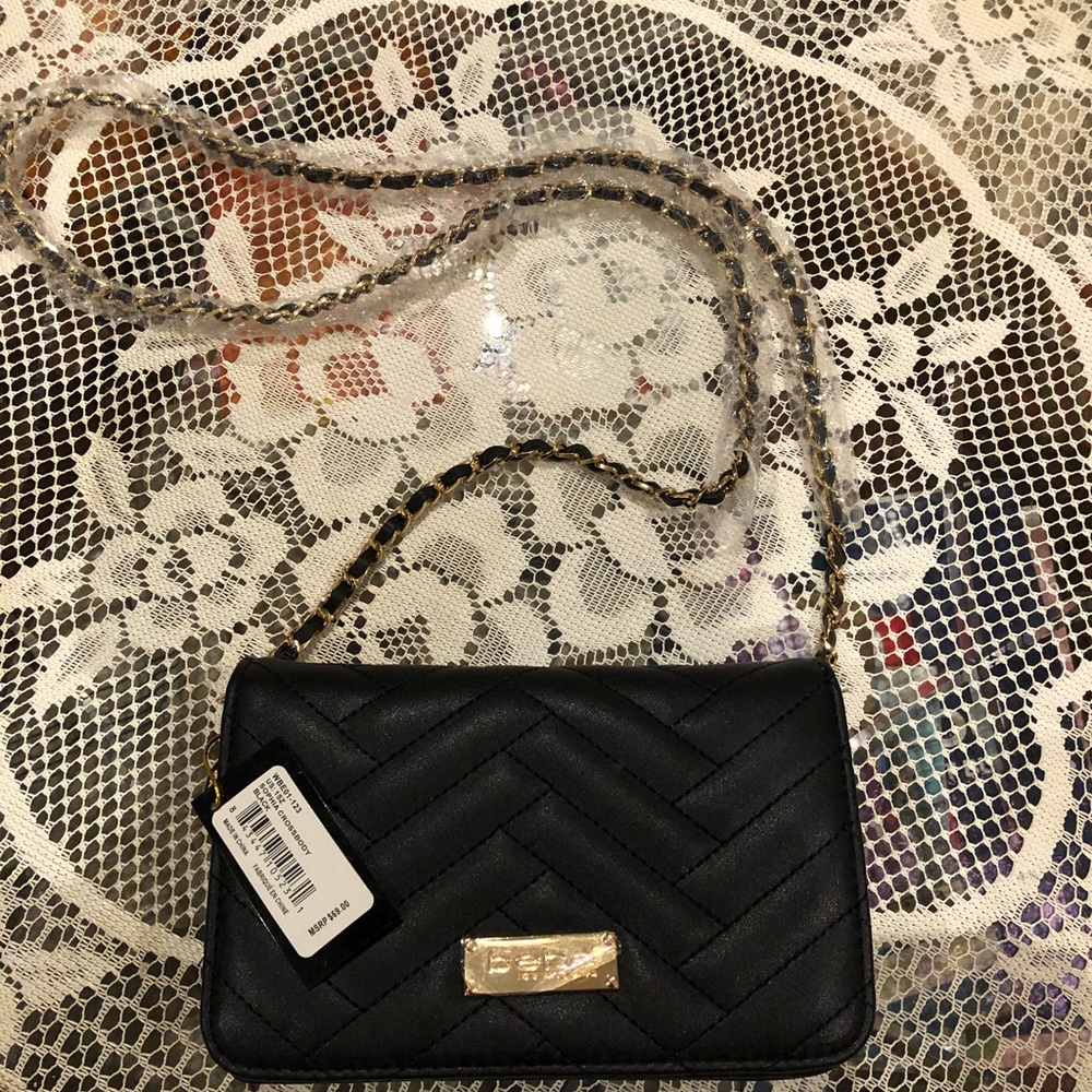 Handbags - Picture 3 of 5